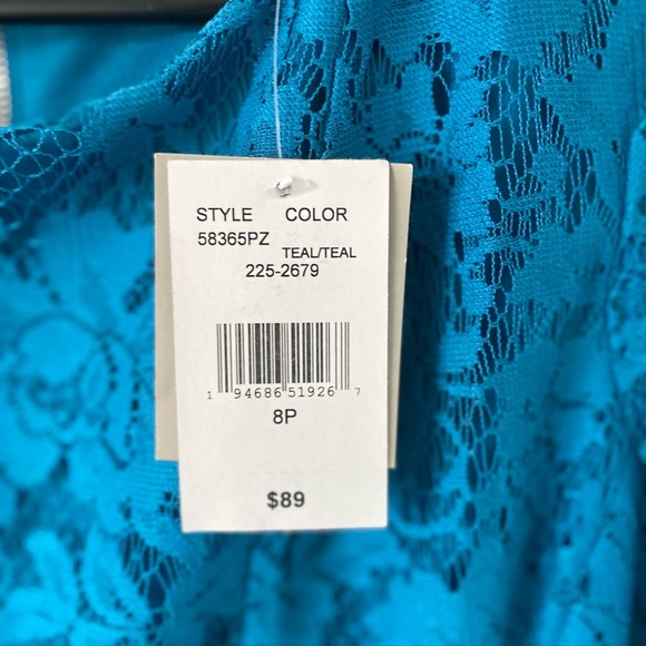 Blue Lace Short Sleeve Dress Size-8P - Picture 2 of 8
